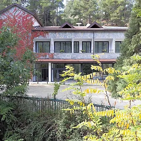 Πανδοχείο Rifugio Retreat *